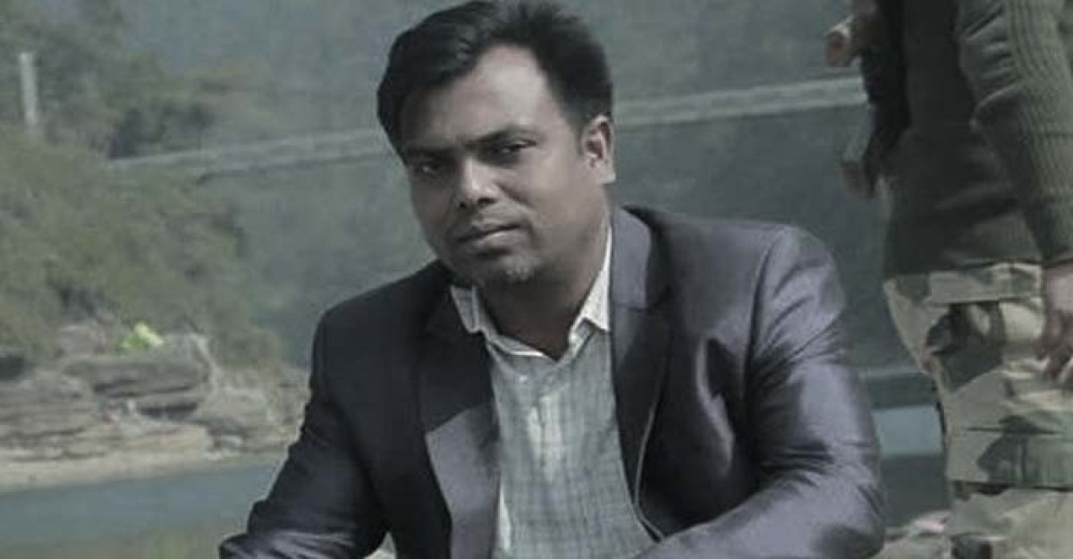 সাংবাদিক তুহিন হত্যার প্রতিবাদে সারাদেশে মানববন্ধন