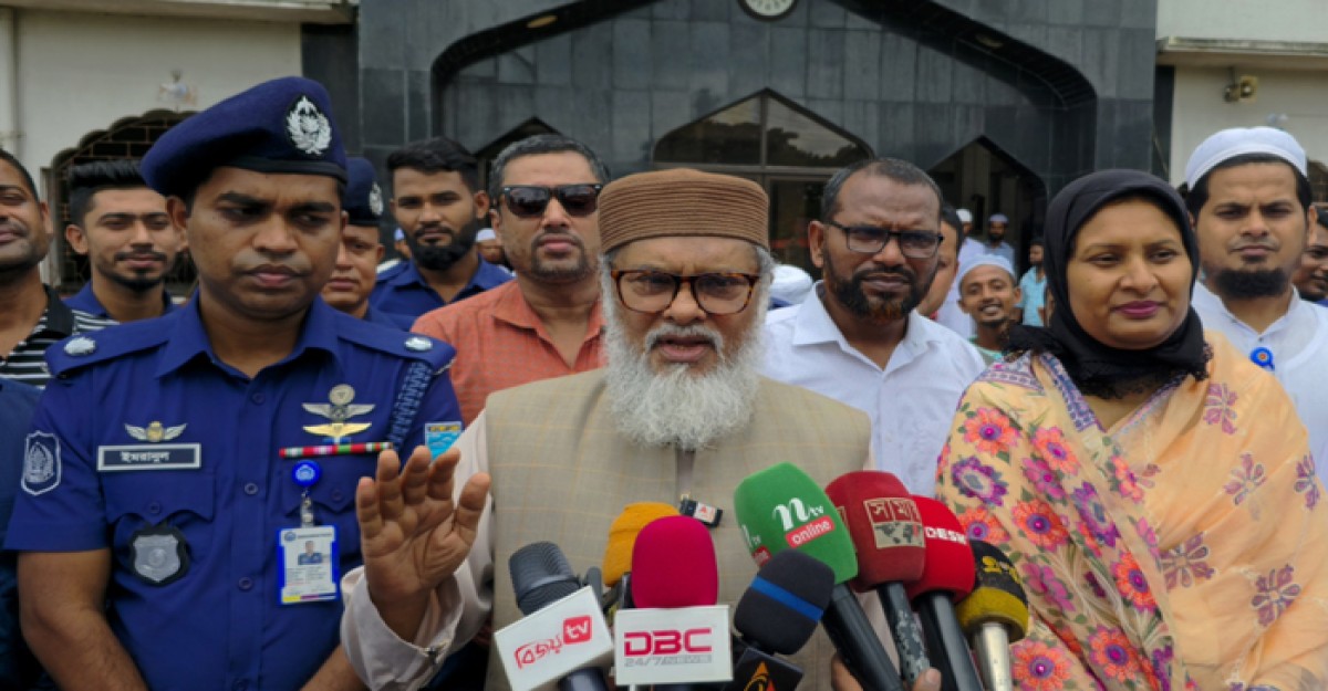 মাজার-মসজিদে হামলাকারীদের ছাড় দেওয়া হবে না: ধর্ম উপদেষ্টা
