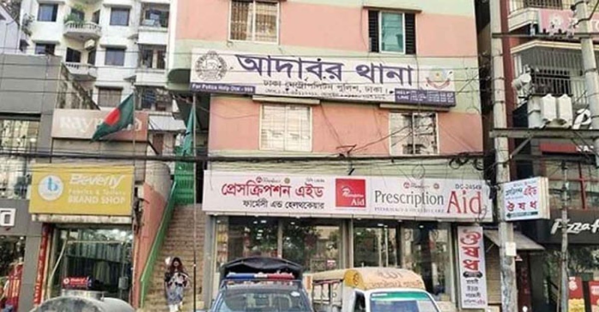 এবার রাজধানীতে চাপাতির মুখে সাংবাদিকের সবর্স্ব ছিনতাই