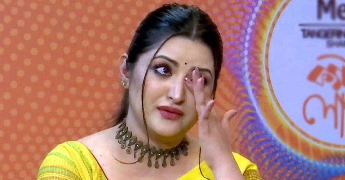 ভিডিও ফাঁস হওয়ায় ক্ষোভ প্রকাশ করলেন পরীমণি
