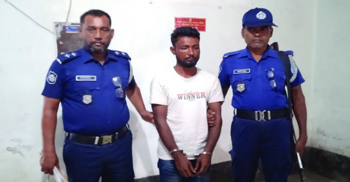 চাঁদা না পেয়ে ১১ বছরের শিশুকে হত্যা, আটক ২
