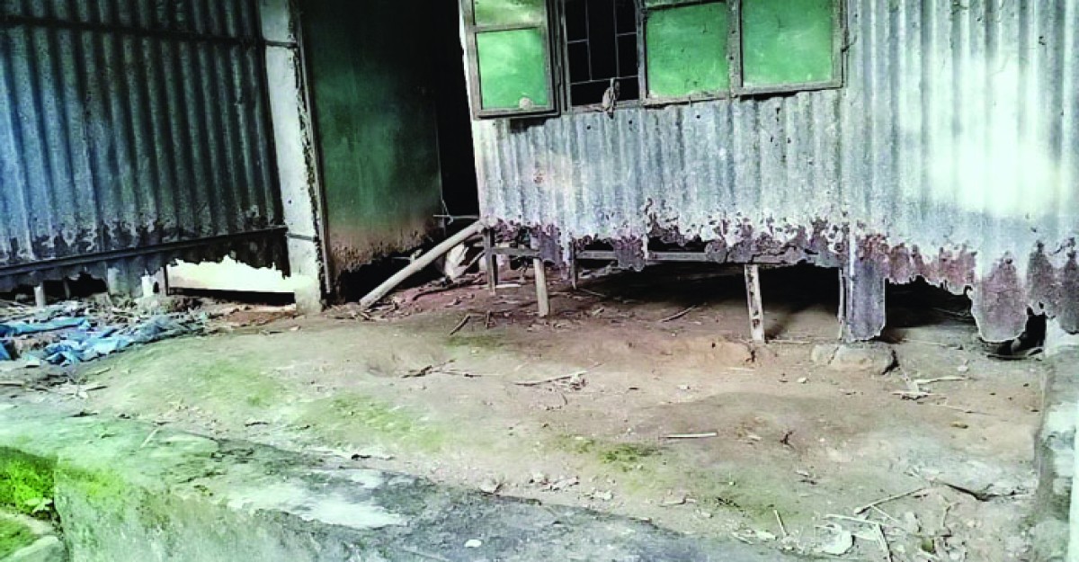 কাপাসিয়ায় আশ্রয়ন প্রকল্পের ঘর সংস্কারের অভাবে বেহাল দশা