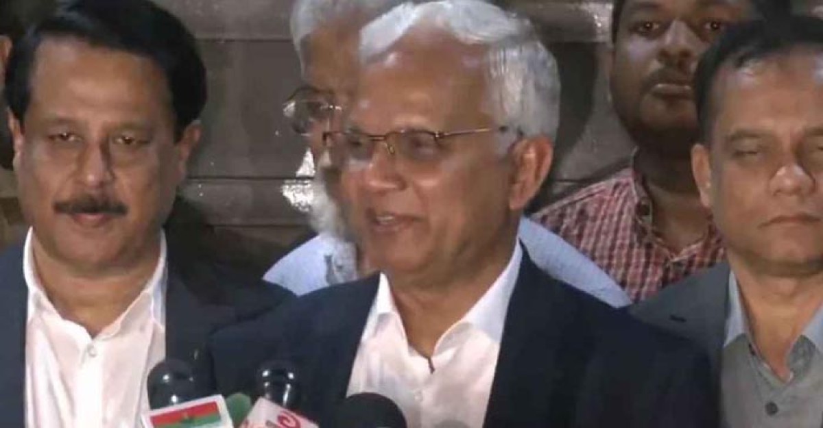 বাংলাদেশের রাজনৈতিক পরিবেশ নিয়ে পাকিস্তানের উপপ্রধানমন্ত্রী আশাবাদী