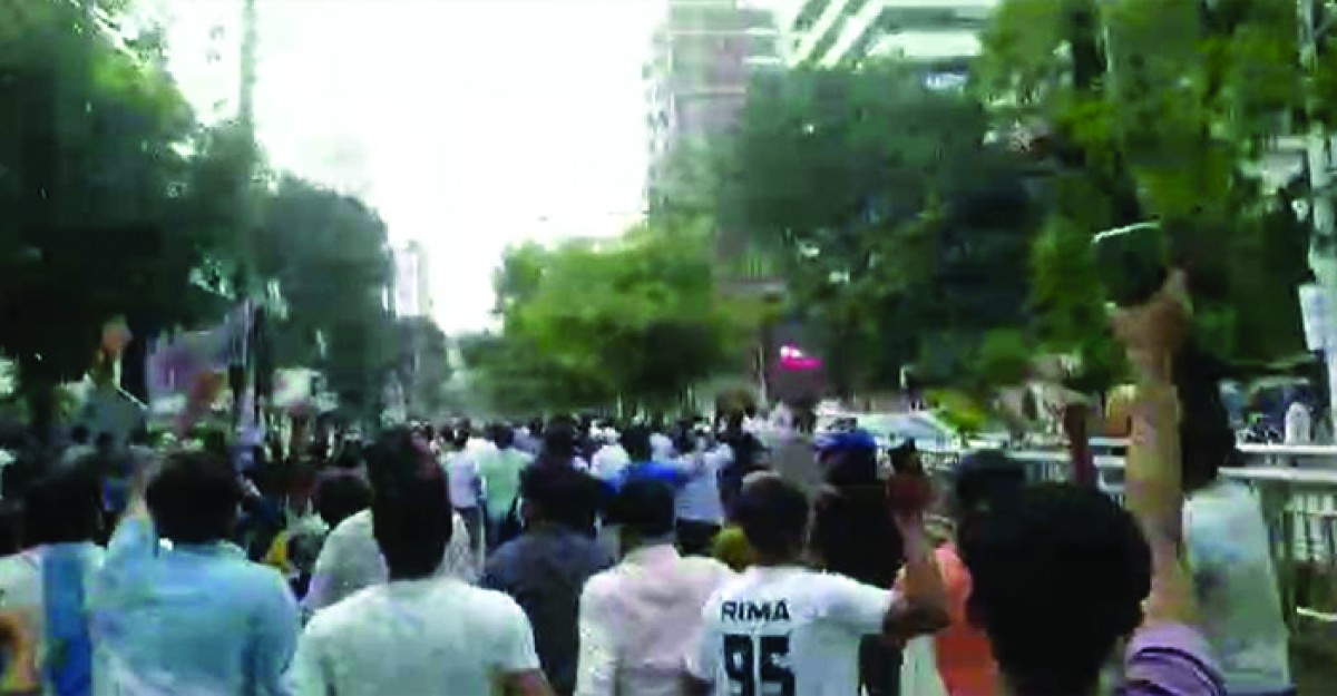 ধানমন্ডিতে নিষিদ্ধ আওয়ামী লীগের মিছিল
