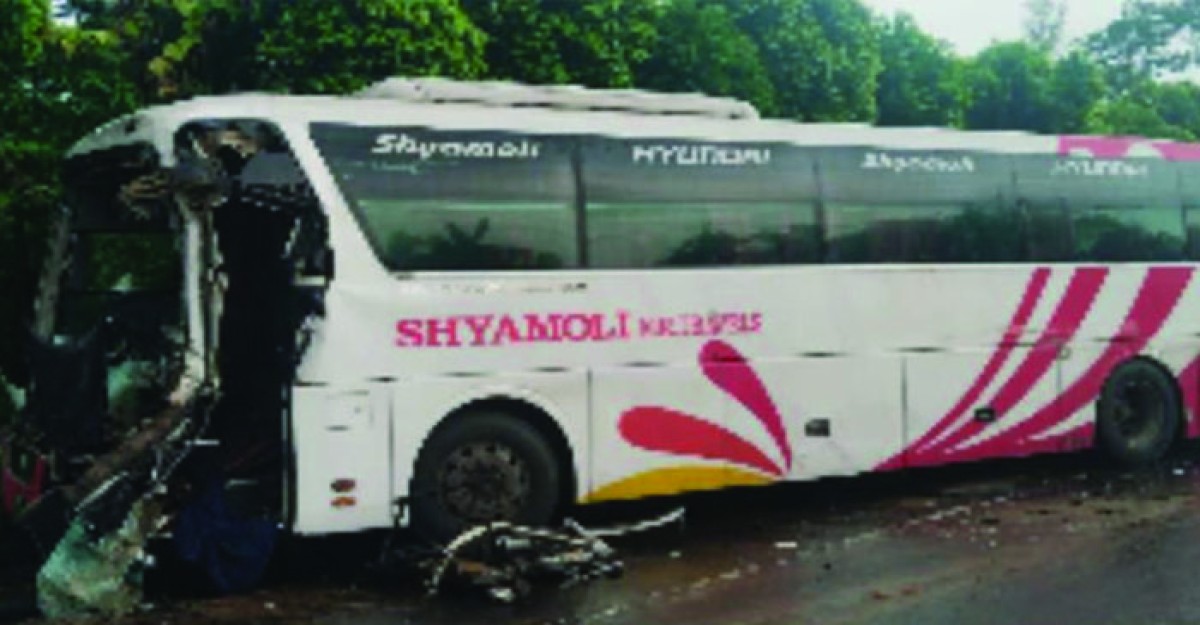 ঢাকা-চট্টগ্রাম মহাসড়কে সিগন্যালে দুর্ঘটনা, ফেনীতে নিহত ২