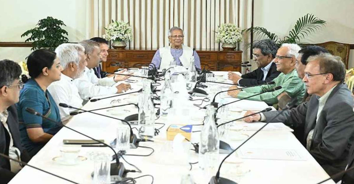 ফেব্রুয়ারির প্রথমার্ধে নির্বাচনের কোন বিকল্প নেই: ড. ইউনূস