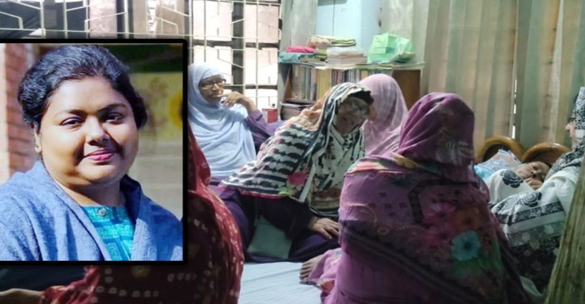 শ্বশুরবাড়ি যাওয়া হলো না মৌমিতার, এলাকায় শোকের মাতম